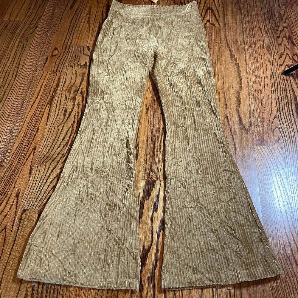 aerie Crushed Velvet Flared Leggings in Gold
